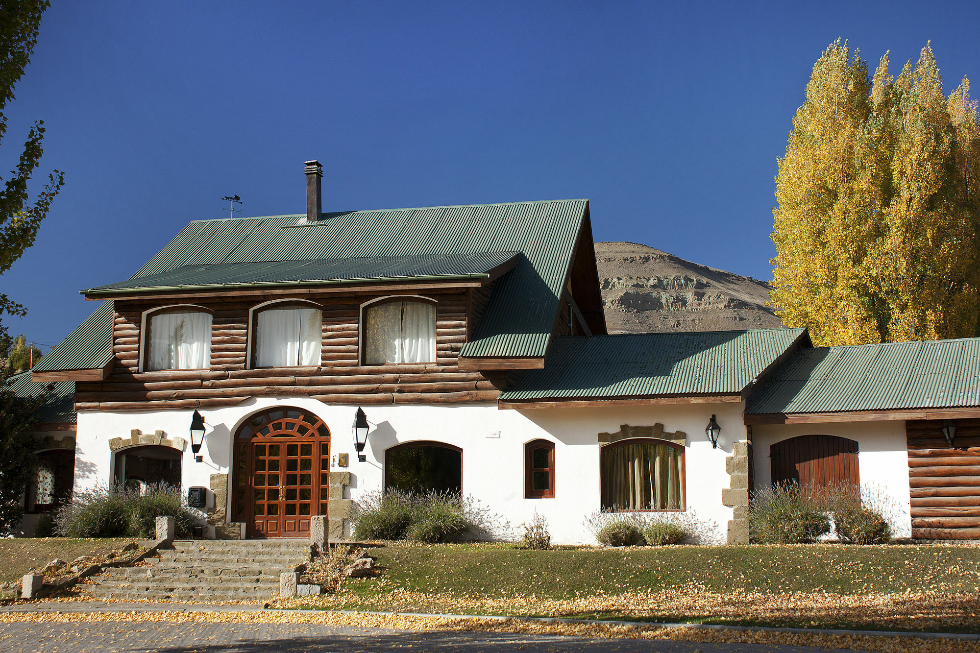 Kau Yatun Hotel Boutique Эль-Калафате Экстерьер фото